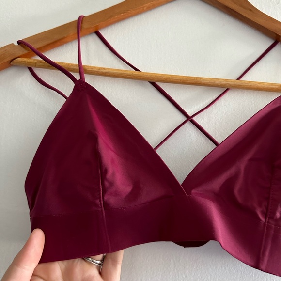 Urban Outfitters Out From Under Maroon Strappy Bralette size Medium EUC - Picture 3 of 6